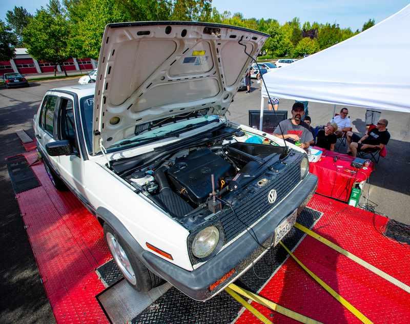 Illustration for article titled For $14,000, Is This 1992 VW Jetta TDI A Great Car And Not Just A Great Cause?